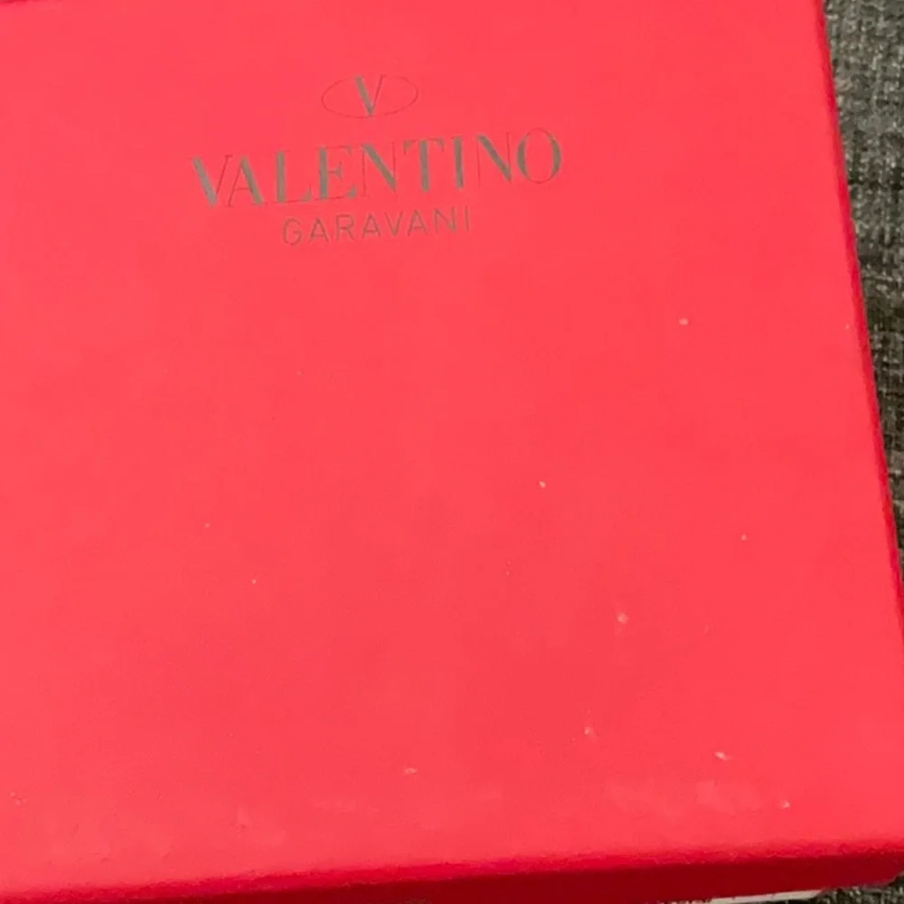 VALENTINO Garavani Coral cuff bracelet, matte gold and jewels. Rare and unique - Picture 7 of 10